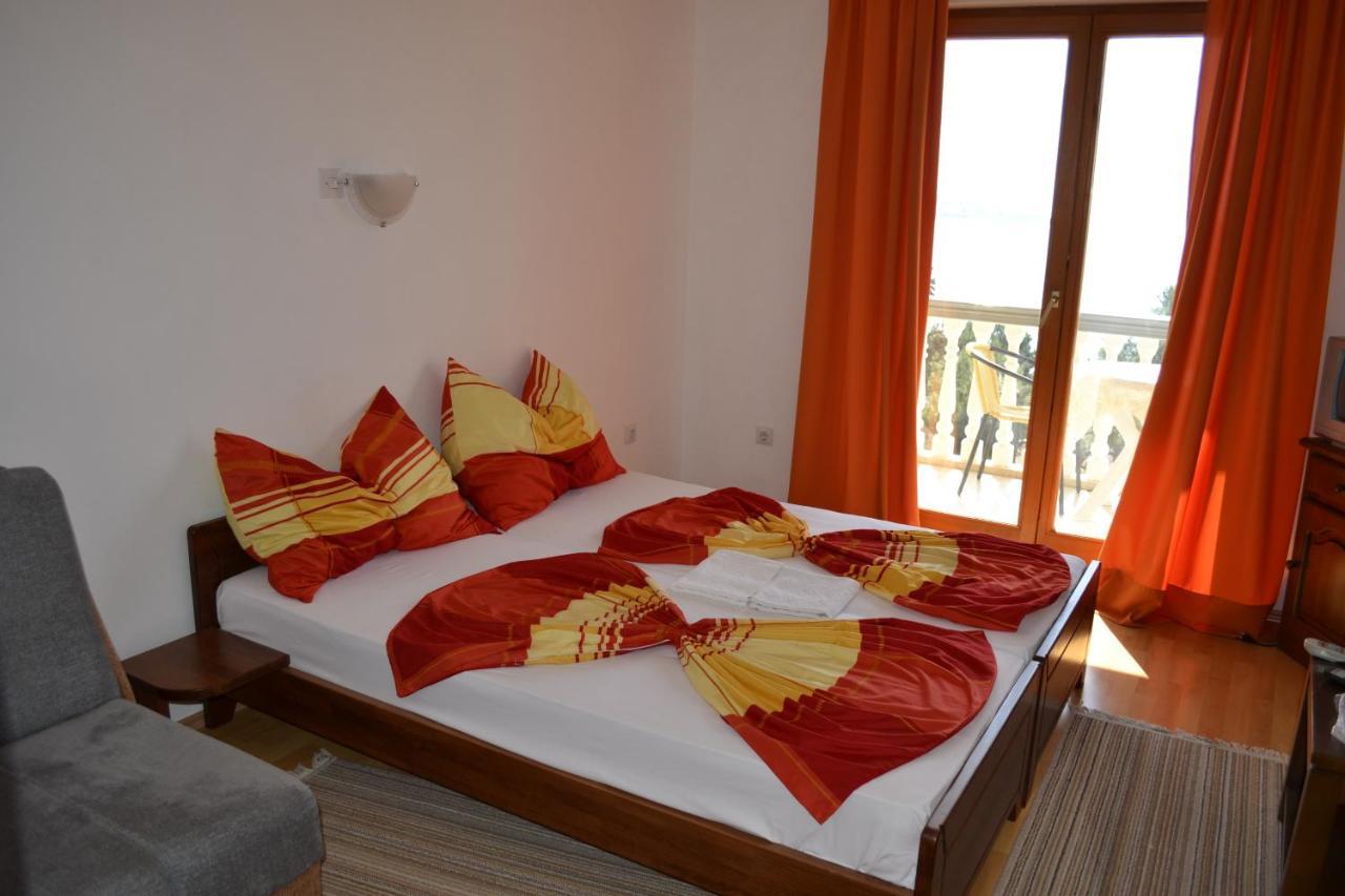 Guest House Morski Val Бар Екстериор снимка